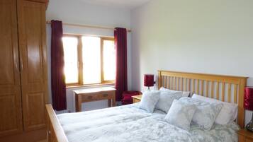 5 Schlafzimmer, Reisekinderbett, WLAN