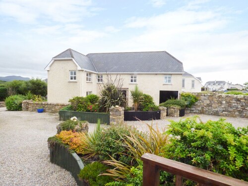 2 FISHERY COTTAGES, pet friendly in Bundoran, County Donegal
