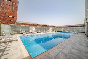 Pool - Studio Apartment Near Century Mall By E R (الفجيرة)