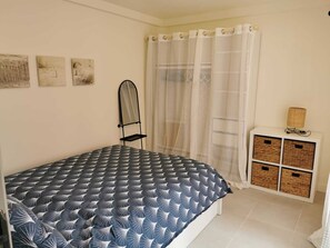 1 Schlafzimmer, Bügeleisen/Bügelbrett, Reisekinderbett, kostenloses WLAN