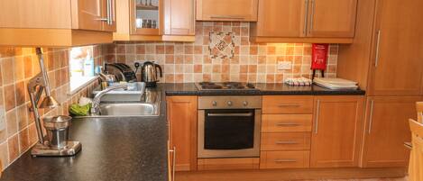 Lavavajillas y utensilios de cocina