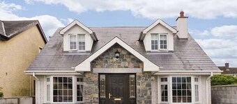 LOVERS' LODGE, pet friendly in Kilkenny, County Kilkenny