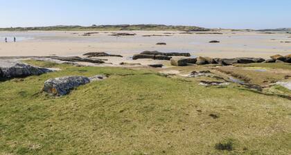 REALT NA MAIDNE, family friendly in Claddaghduff, County Galway