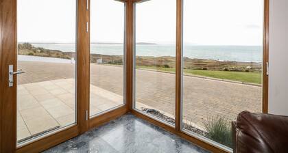 HOUSE CROHY HEAD, pet friendly in Dungloe, County Donegal
