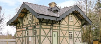 SWISS COTTAGE, character holiday cottage in Mohill, County Leitrim