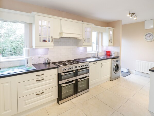 Microwave, oven, dishwasher, toaster