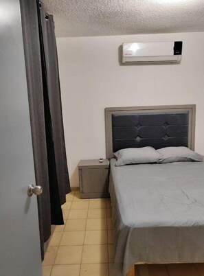 2 bedrooms