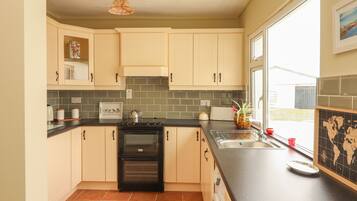 烤箱、洗碗机、厨具/餐具