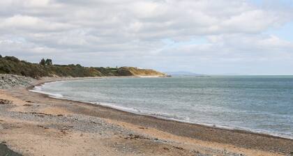 SEACHANGE ANNEXE, pet friendly in Ballygarrett, County Wexford