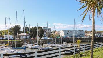 Marina/club náutico