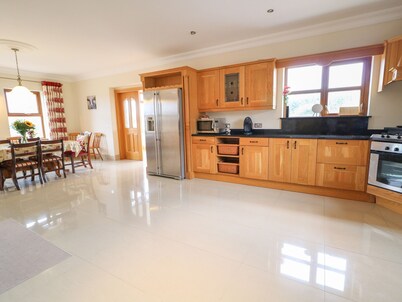 REDFORD VIEW, family friendly in Culdaff, County Donegal