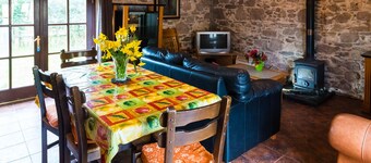 THE BARN, pet friendly in Fethard-On-Sea, County Wexford