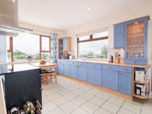 ARD NA GRÉINE, family friendly in Glenties, County Donegal