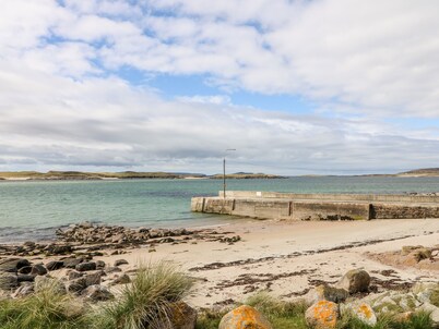 REALT NA FARRAIGE, family friendly in Derrybeg, County Donegal