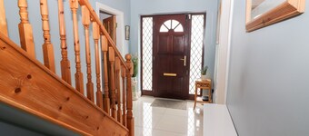 17 CLOVER HILL, pet friendly in Killorglin, County Kerry