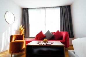 Lakens van Egyptisch katoen, luxe beddengoed, een minibar