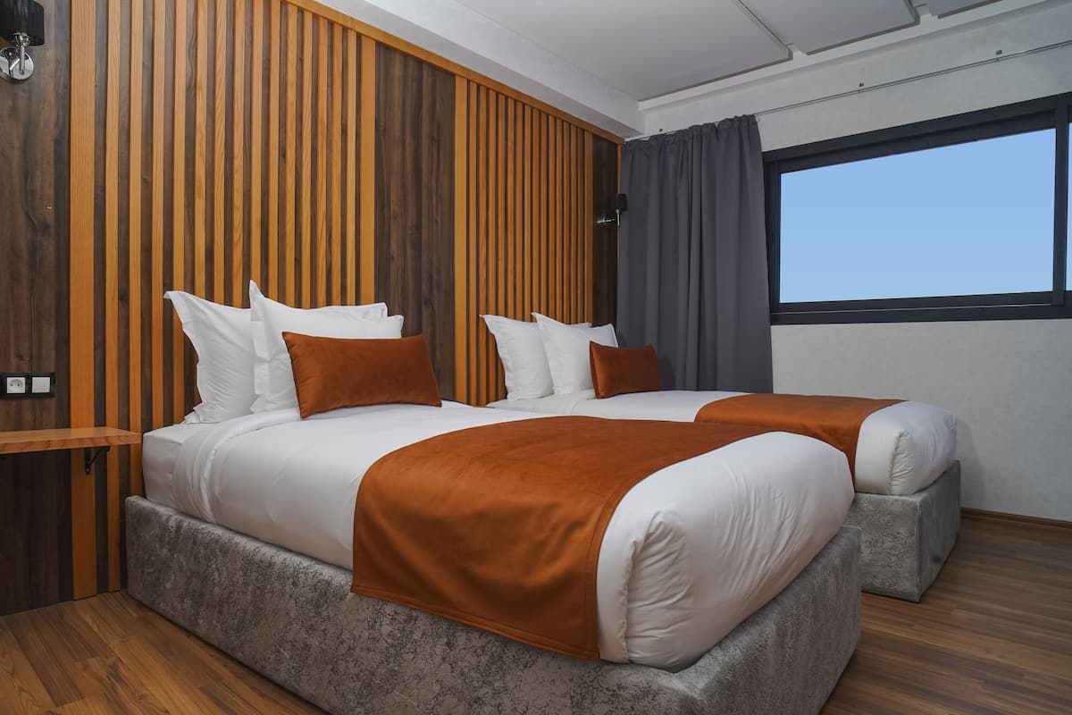 1 bedroom, Egyptian cotton sheets, premium bedding, minibar