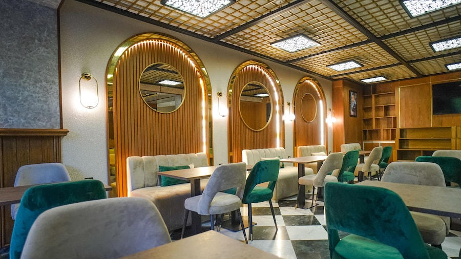 RAZANE HÔTEL