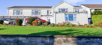 LAVENDER COTTAGE, family friendly in Castletownbere, County Cork