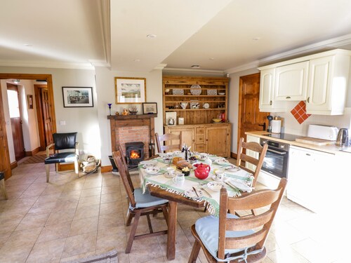 BOHANS BARN, pet friendly, with open fire in Crossmolina, County Mayo
