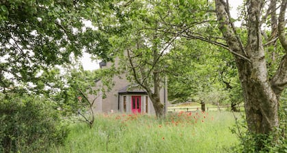 BOHANS BARN, pet friendly, with open fire in Crossmolina, County Mayo