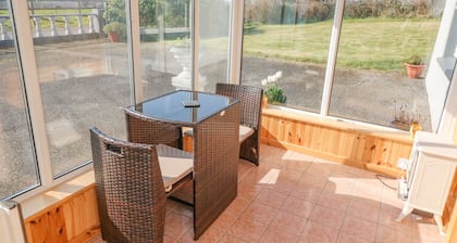 GLEANN GRIANNMHAR, pet friendly in Rosscarbery, County Cork