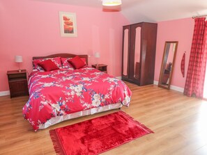 4 dormitoris i Internet 