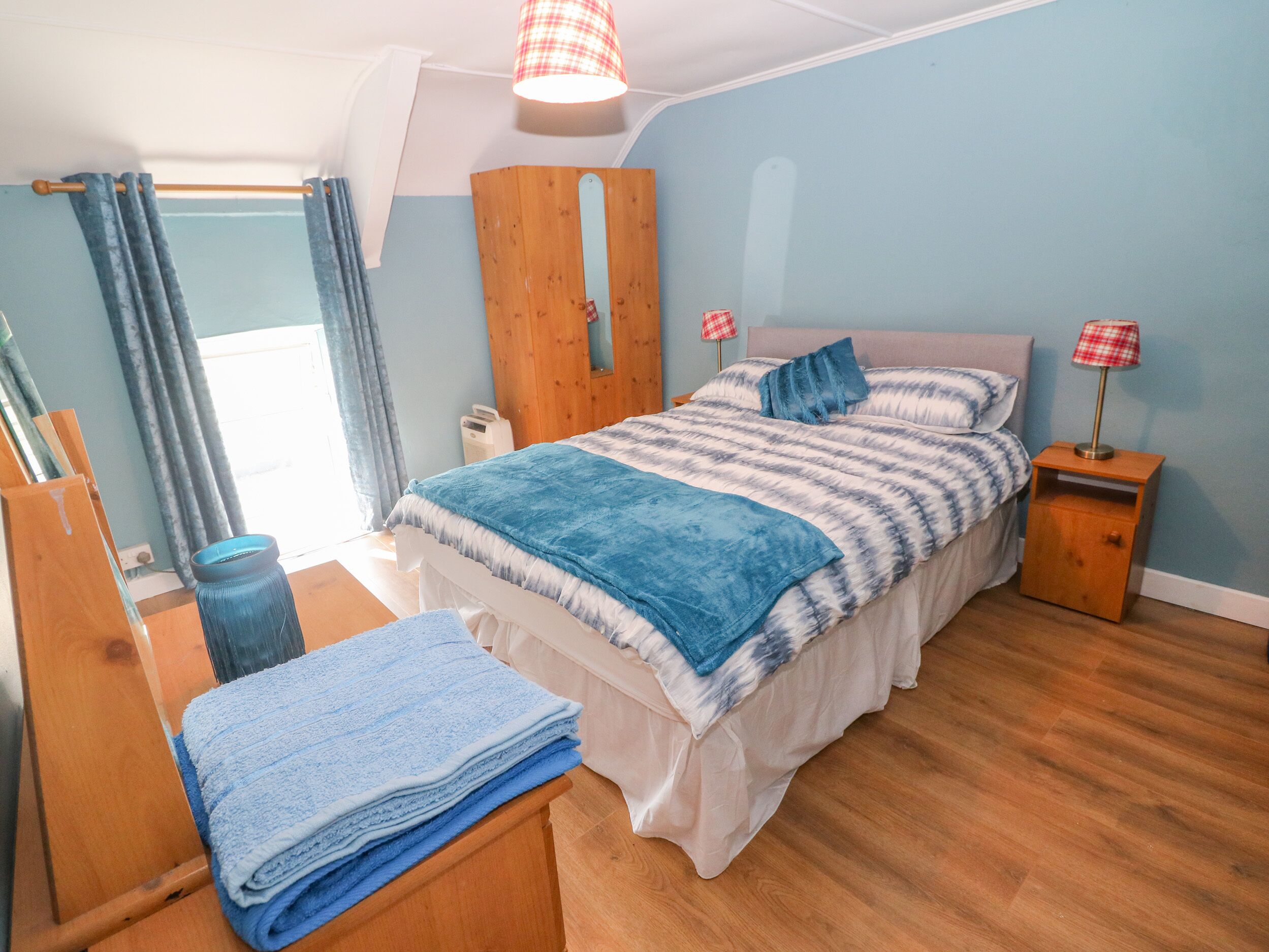 4 bedrooms, Internet