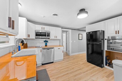 Pet Friendly Home with Yard