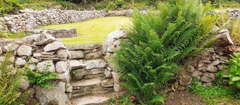 LACKAROE COTTAGE, family friendly in Garrykennedy, County Tipperary