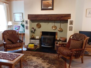 Interior - CORNODE COTTAGE, family friendly in Garrykennedy, County Tipperary (Garrykennedy)