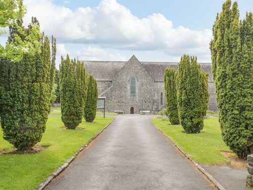 CARTRON COTTAGE, family friendly in Ballintubber, County Mayo