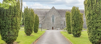 CARTRON COTTAGE, family friendly in Ballintubber, County Mayo