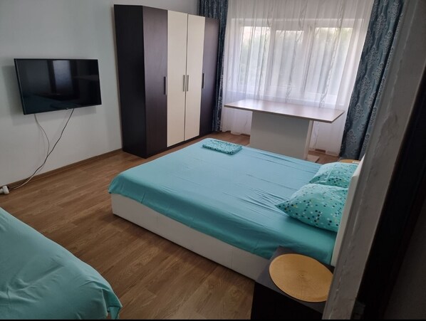 2 Schlafzimmer, Bügeleisen/Bügelbrett, WLAN, Bettwäsche