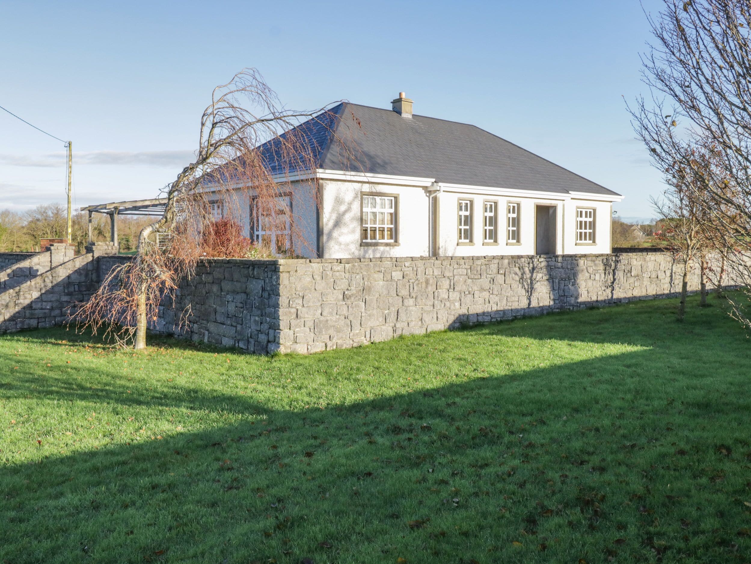 TIGHE CARRA, family friendly in Ballinrobe, County Mayo