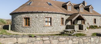 BAILE NA CILLE, pet friendly in Lettermullen, County Galway