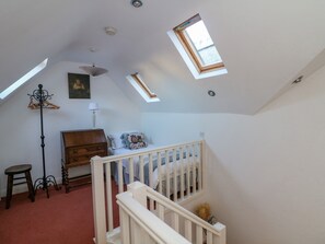 1 bedroom, internet - 83 UPPER JOHN STREET, pet friendly in Wexford Town, County Wexford (Wexford)