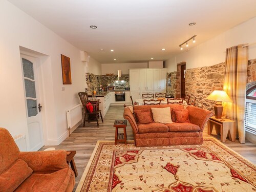 THE ARTIST'S BARN, family friendly in Cappawhite, County Tipperary