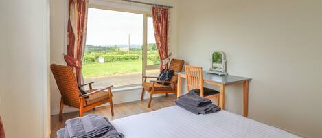4 chambres, lit parapluie, Wi-Fi