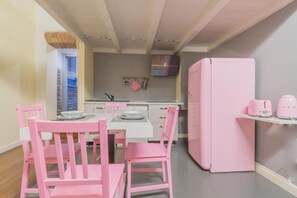 Private kitchen - 2 Bedroom Apartment in Monza (Monza)