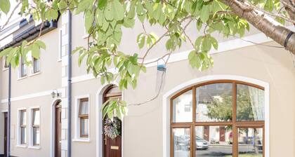 OWEN TUCKER VIEW HOUSE, pet friendly in Ardara, County Donegal