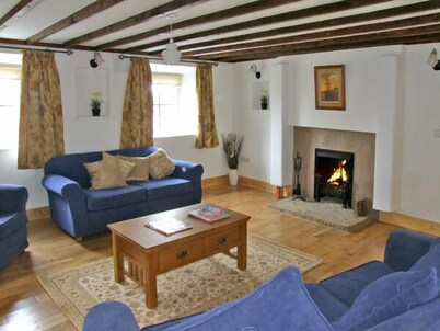 HOME FARM COTTAGE, pet friendly in Campile, County Wexford