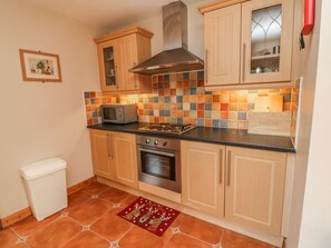 Oppvaskmaskin og kjøkkenutstyr