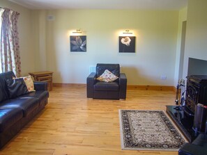 Living area - TRA GHEAL, family friendly, with a garden in Kilmore, County Wexford (Kilmore Quay)