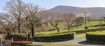 GAP OF DUNLOE, family friendly in Beaufort, County Kerry