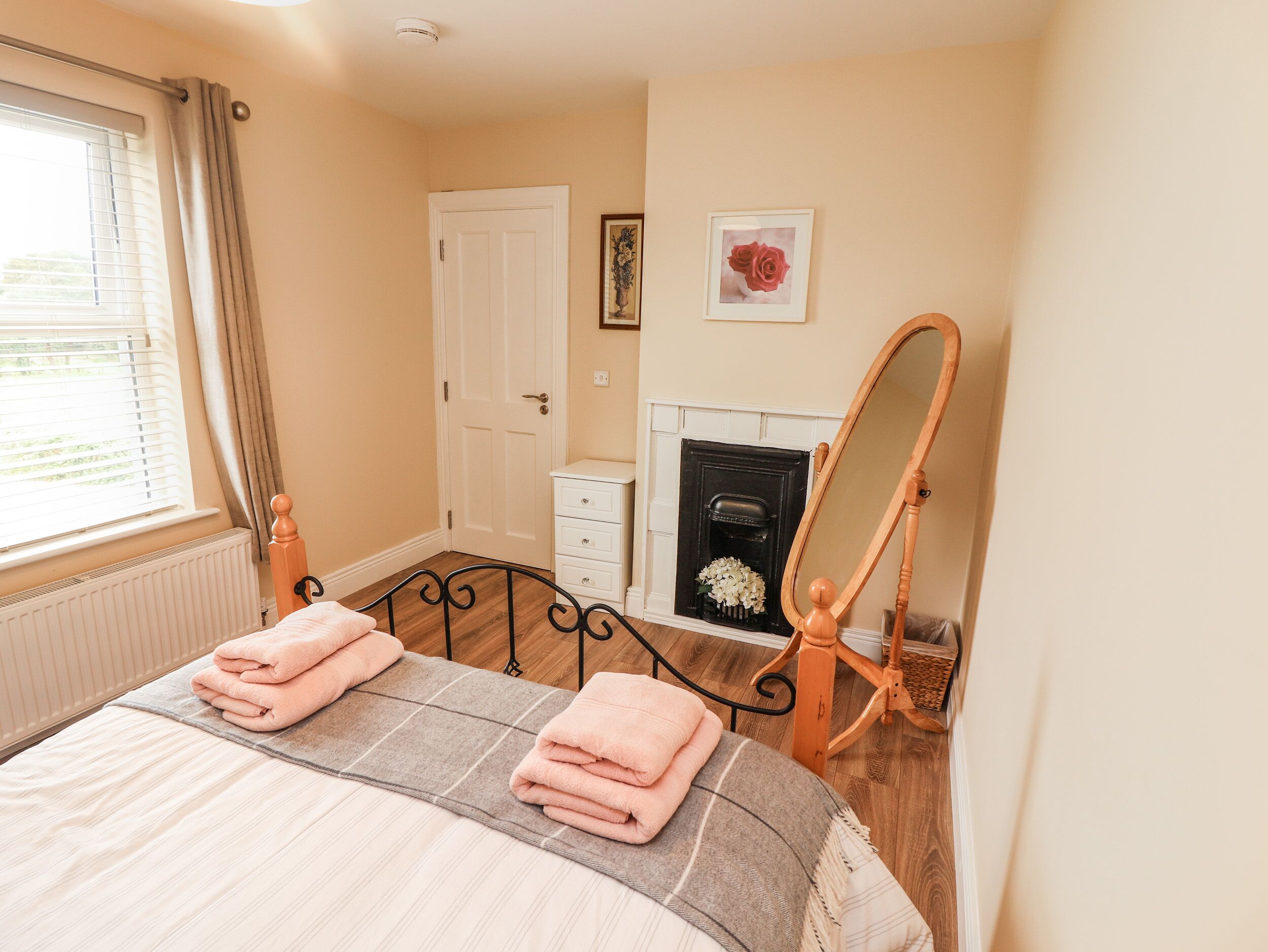 3 habitaciones, cuna de viaje y wifi 