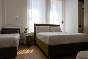 1 bedroom, iron/ironing board, free WiFi, bed sheets - B&B SirenaResina - Leucosia Superior room (Ercolano)