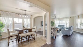 Casa (4 Bedrooms) | Interior