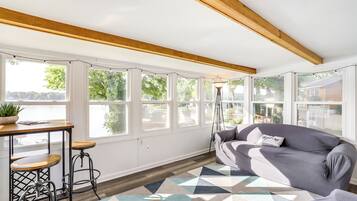 Cottage (3 Bedrooms) | Interior