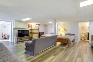 Cottage (3 Bedrooms) | Interior